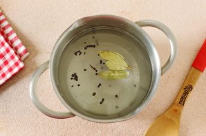 Капуста "Бомба" в горячем рассоле 