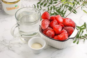 Клубничное желе из желатина 